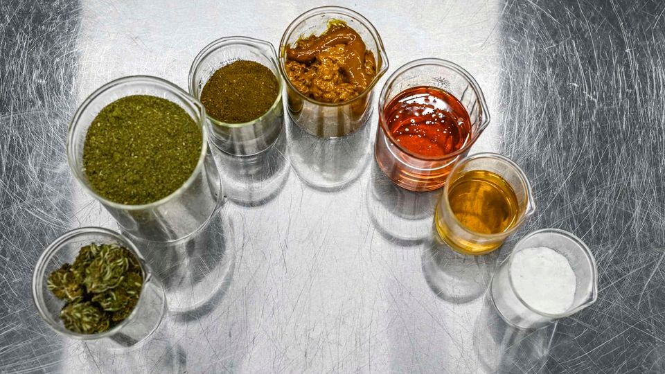 How to Make Cannabis E-liquid at Home?